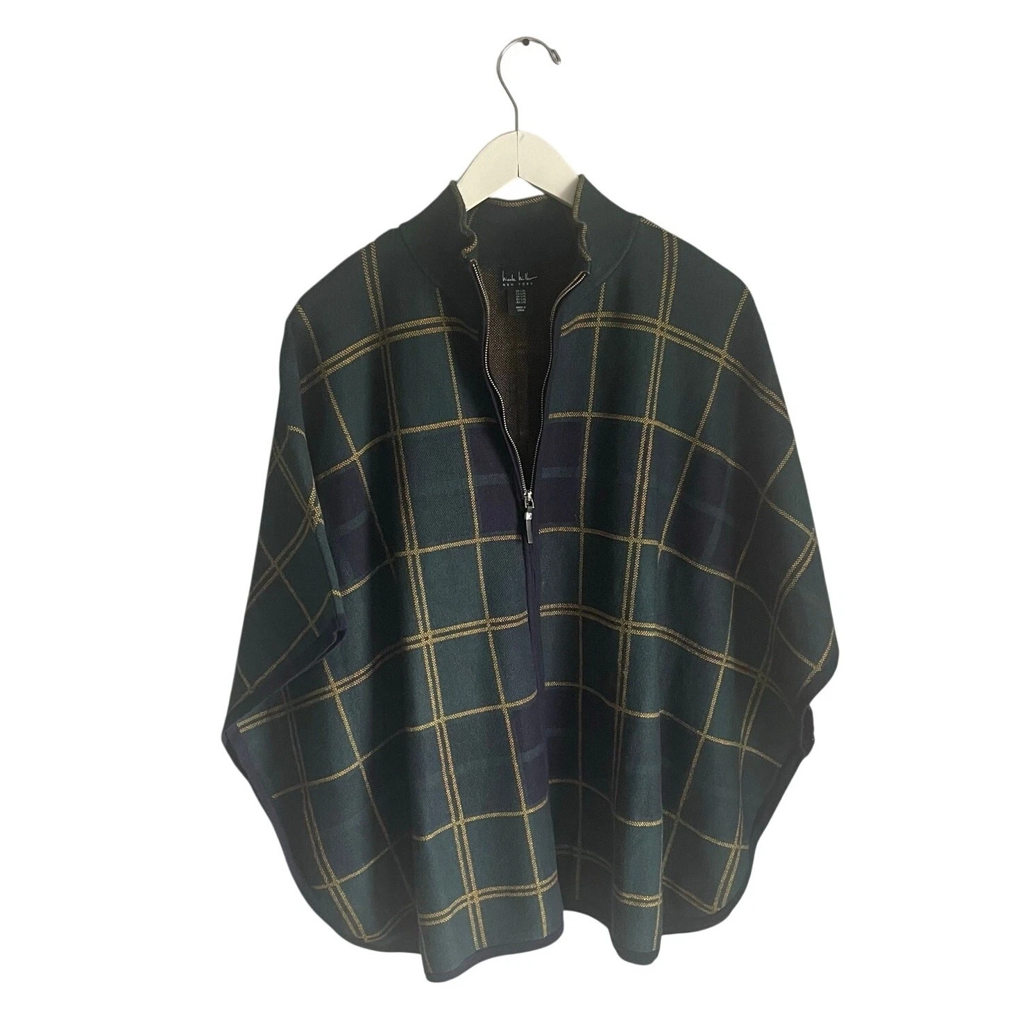 Nicole Miller Poncho Plaid Green Equestrian Academia Preppy Heritage size L/XL
Opens in a new window