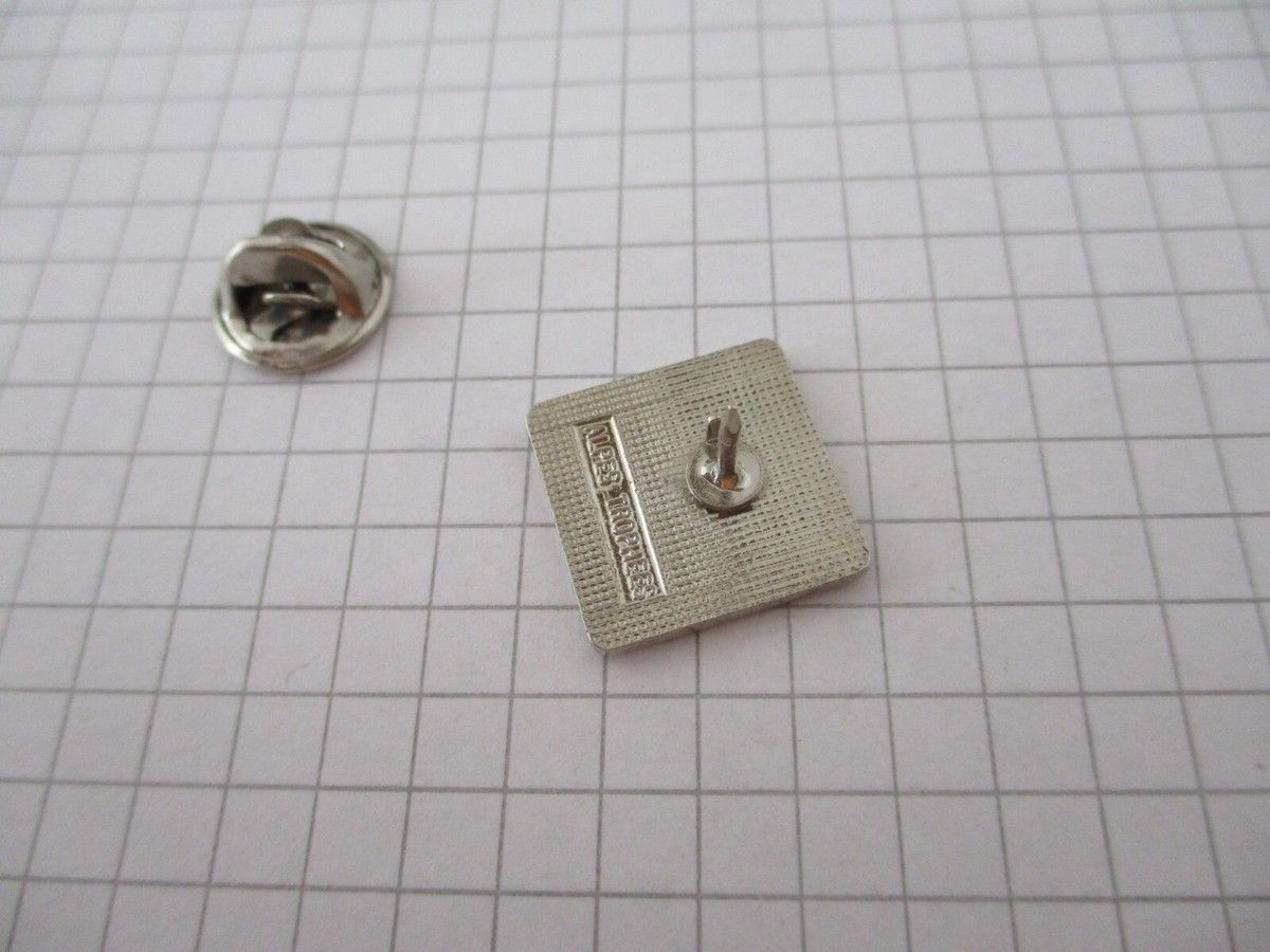 RARE PINS PIN'S BROCHE .. TOURISME MONTAGNE MOUNTAIN CHAMONIX MONT