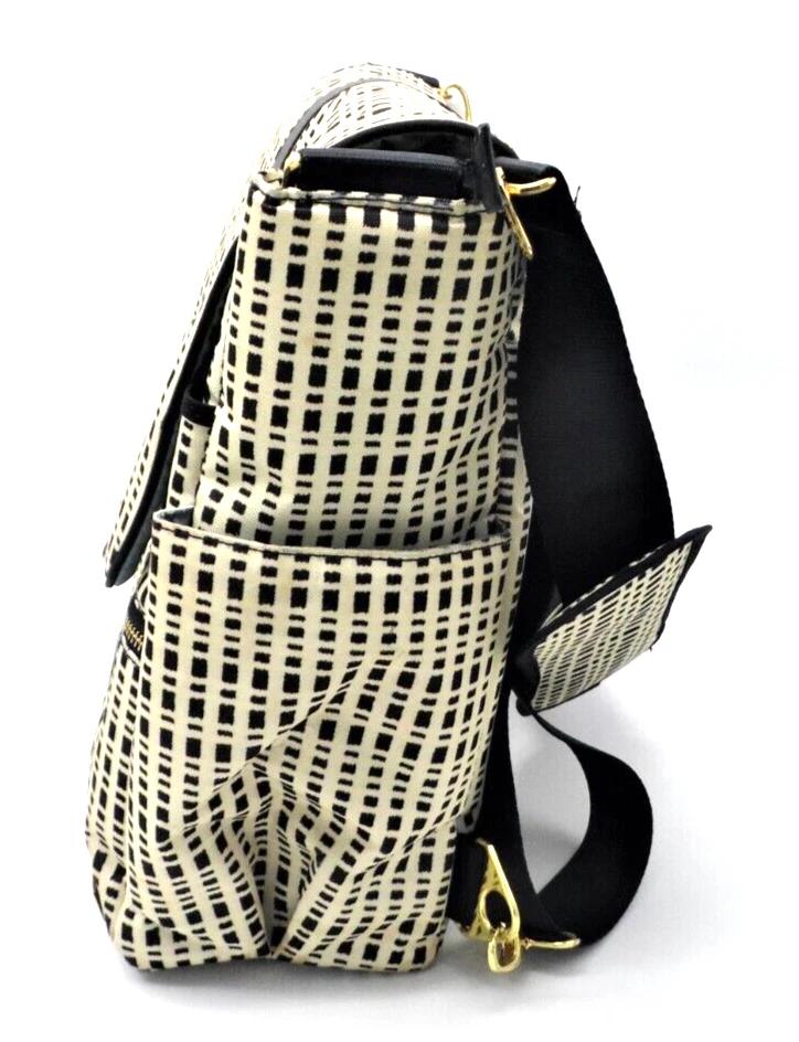 Bolsa de pañales/bolsa de mensajero de JJ Cole mochila blanca y negra Muchos compartimentos Foto 2 de 4