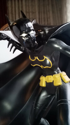 DC Direct Batman, Batgirl Porcelain Statue, Damian Scott / Paquet  , 24 cm hoch