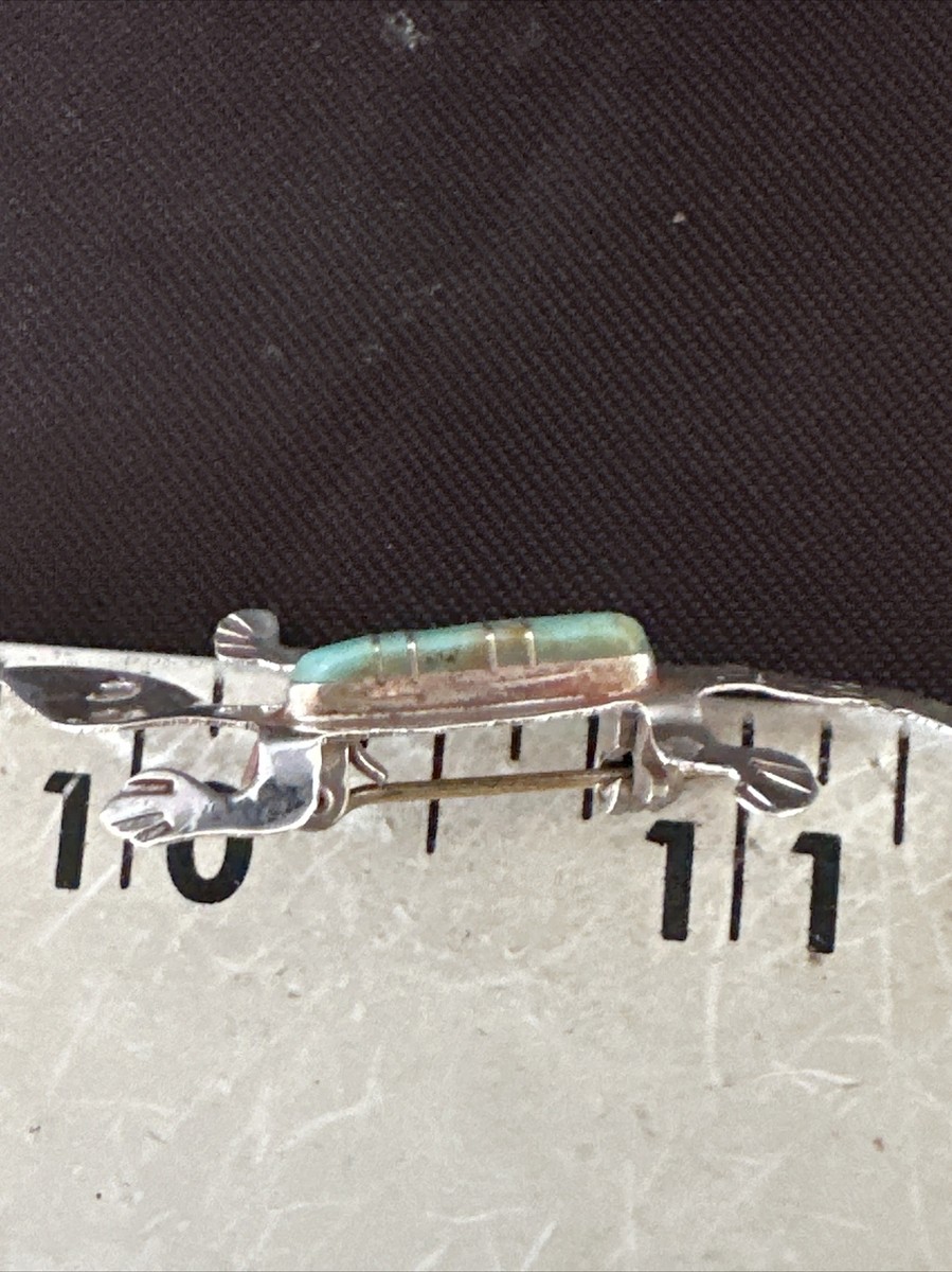 Blue Turquoise Navajo Sterling Silver Inlay Gecko Lizard Pin