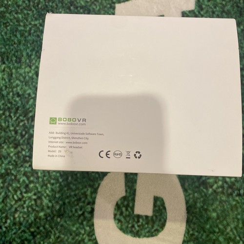 BOBOVR Z6 FOLDABLE/WIRELESS VR HEADSET WHITE AND BLACK - Picture 2 of 3