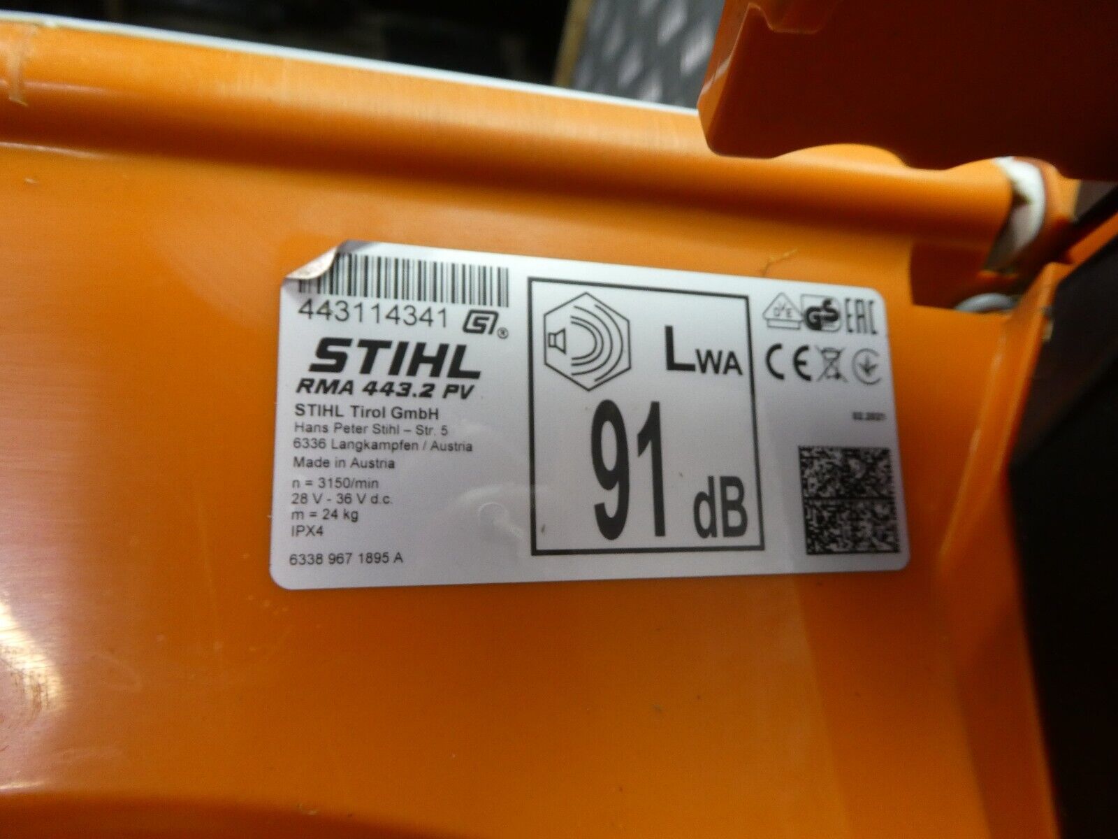 Foto 3 di 12