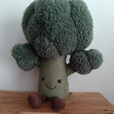 Jellycat Amuseables Broccoli Rare Retired Original Version 