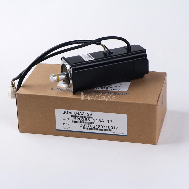 1PCS Yaskawa servo motor SGM-04A312B SGM04A312B New