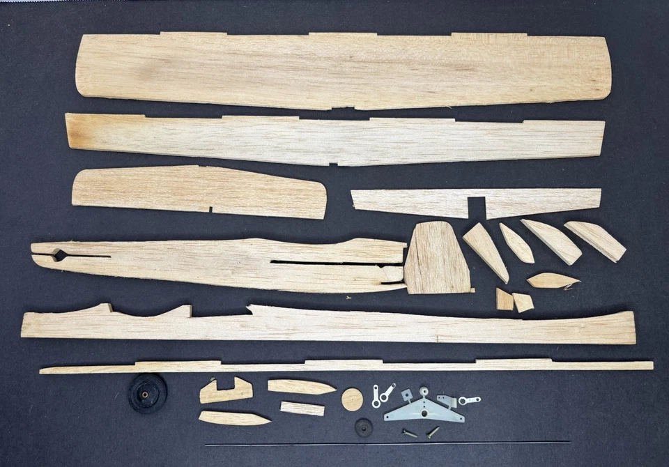 Carl Goldberg Swordsman 18 Balsa Wood R/C Control Line Model Airplane Kit G3 - Image 3 of 4