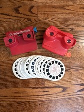 VIEW MASTER LOT 32 REELS 3D DISNEY SMURFS GARFIELD PEANUTS BAMBI PEANUTS SET