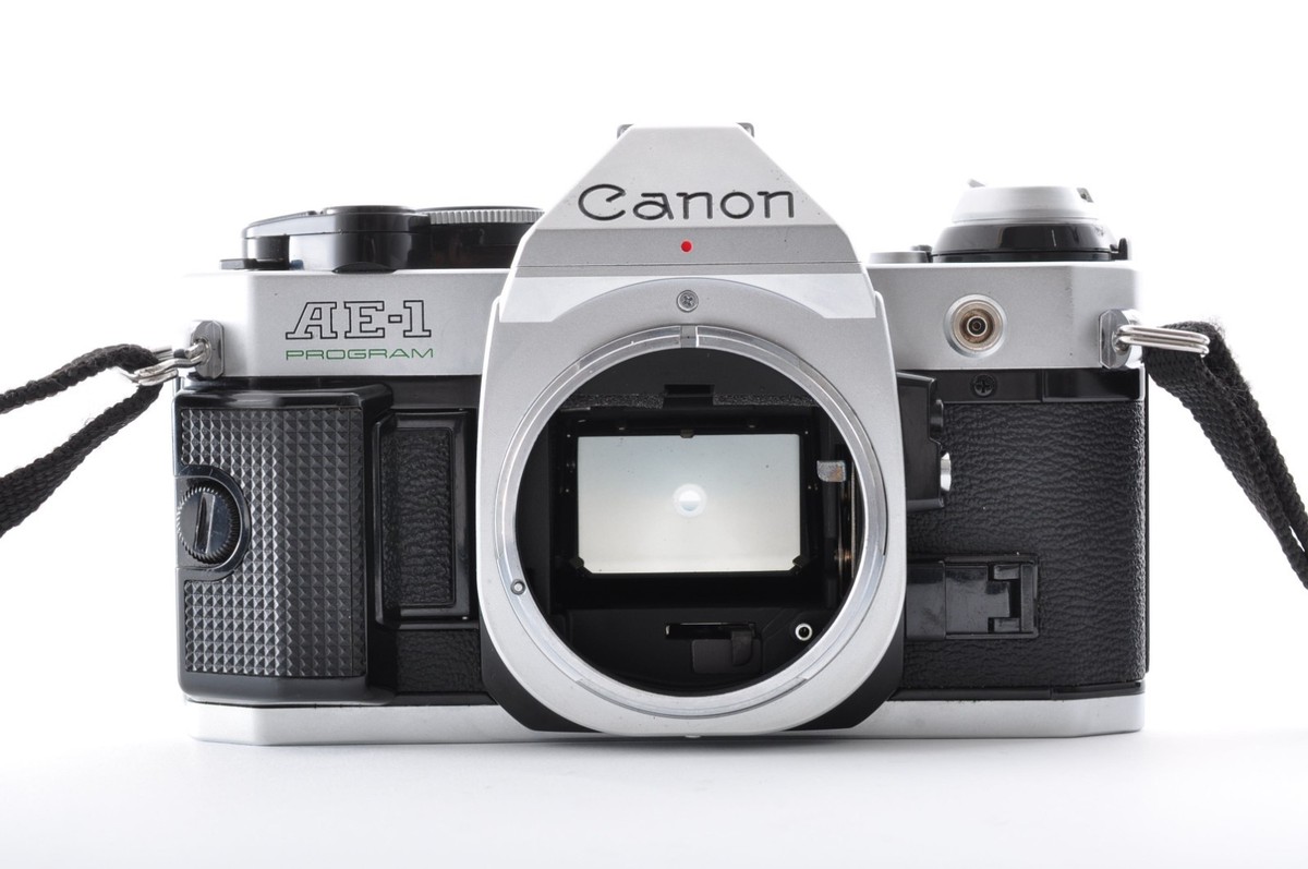 Canon AE-1 Silver / Tamron 35-70mm f/3.5-4.5 CF Macro BBAR MC Exc+