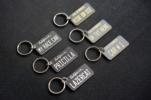 Retro California License Plate Keychain, Customizable Personalized Keychain - Picture 5 of 6