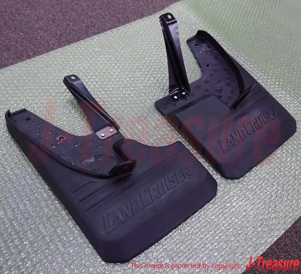 セリーヌ TOYOTA LAND CRUISER 70 90-96 Genuine Rear Quarter Panel Mudguard