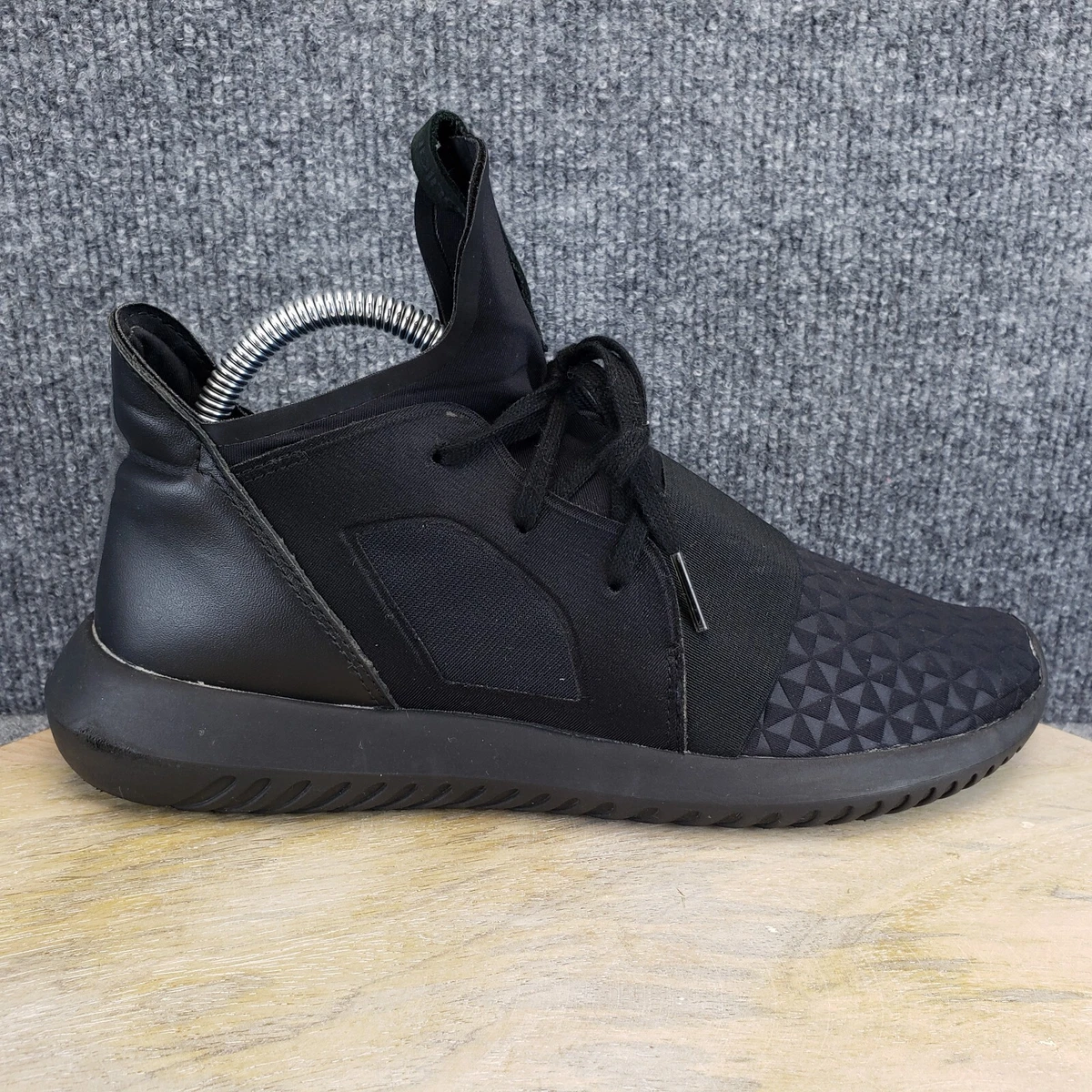 Adidas Tubular Defiant Womens Size 8 Black Athletic Running Shoes