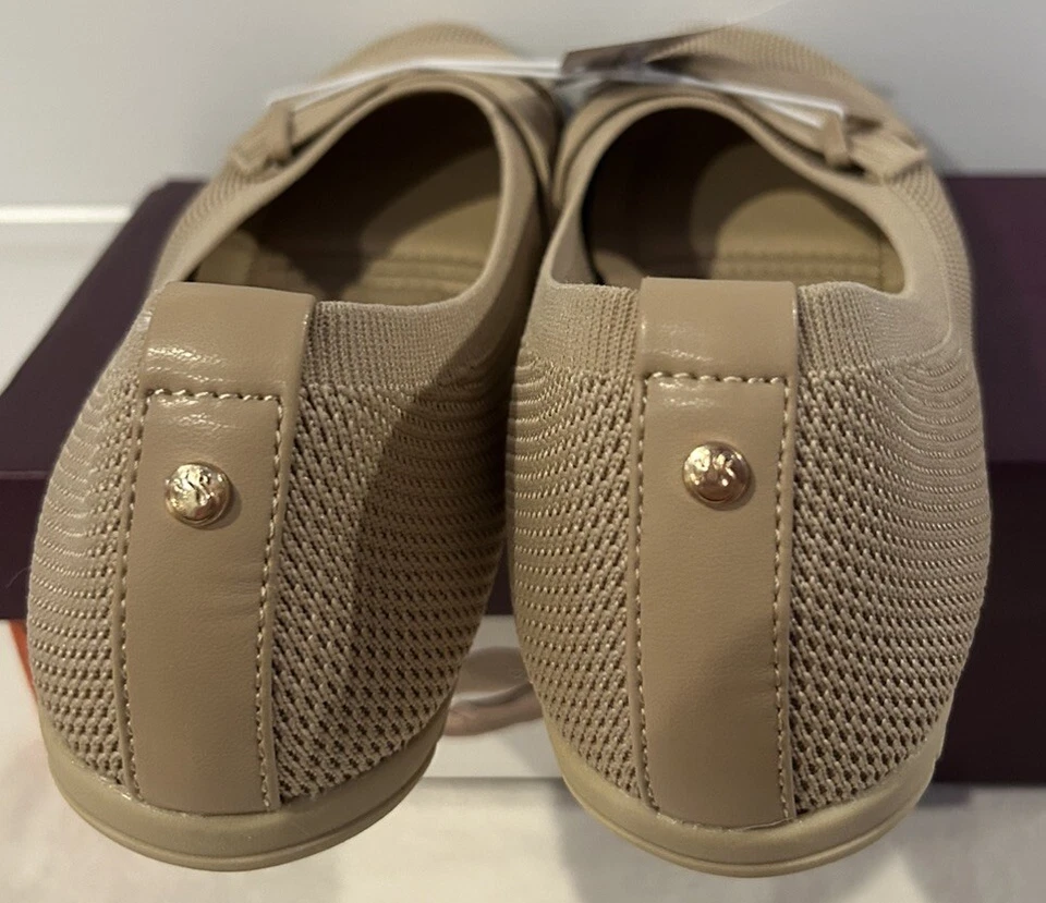 Gloria Vanderbilt DEBBIE Damas Pisos Naturales TALLA 8.5 Nuevos Con Caja Foto 4 de 4