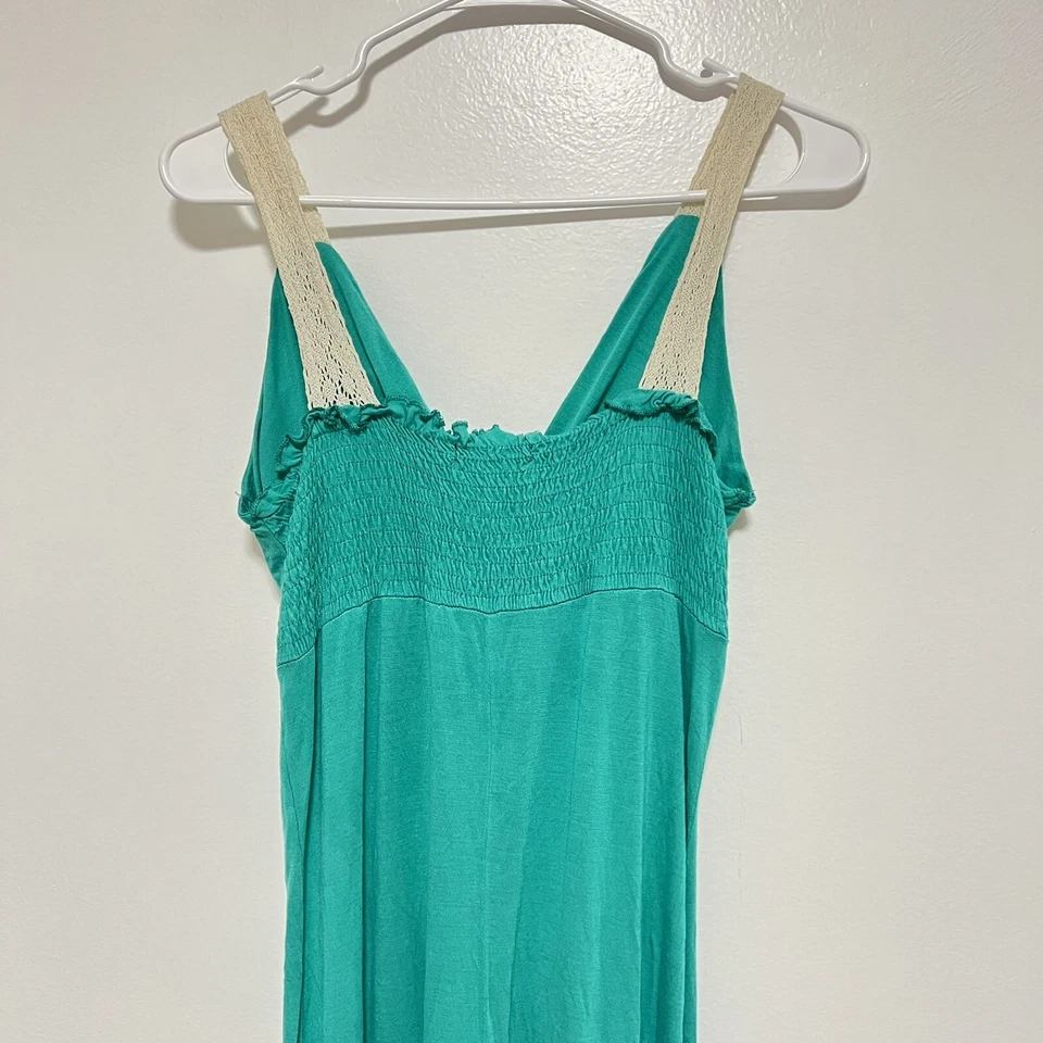 Maxi Vestido Just Love Verde Imperio Correas de Encaje Crudo Diseño Geométrico Para Mujer Grande Foto 4 de 4