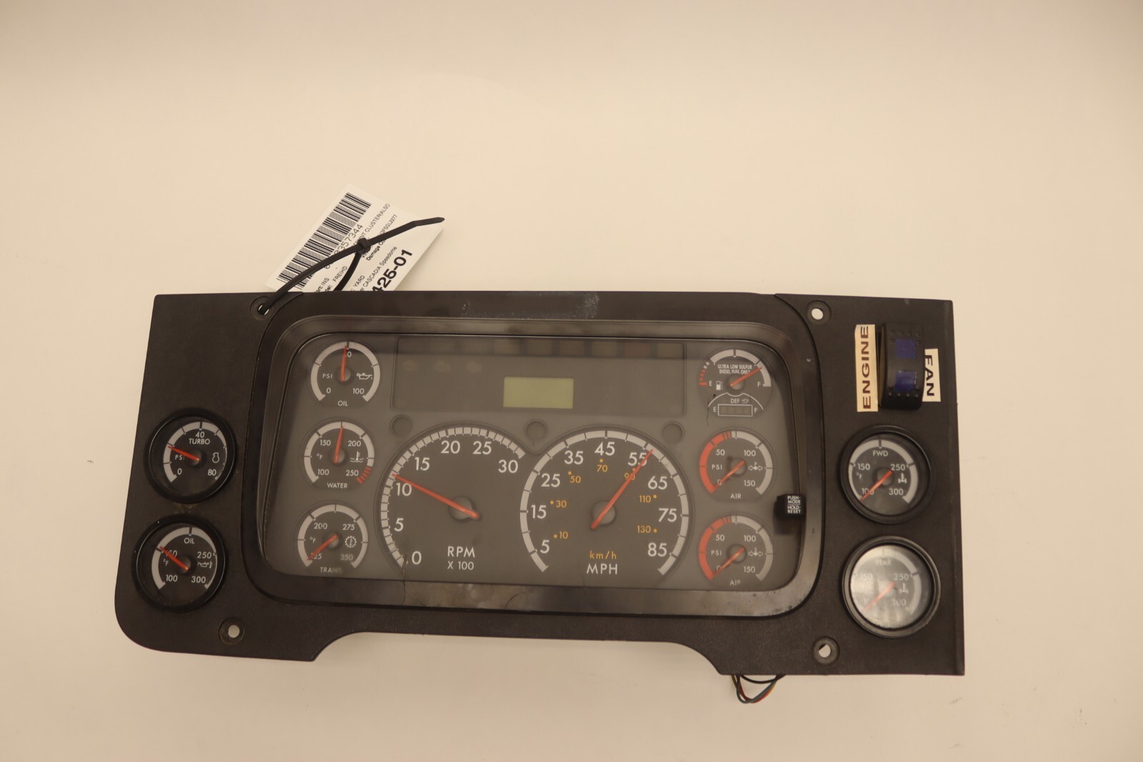 2008-2017 FREIGHTLINER CASCADIA 125 INSTRUMENT CLUSTER SPEEDOMETER GAUGE OEM