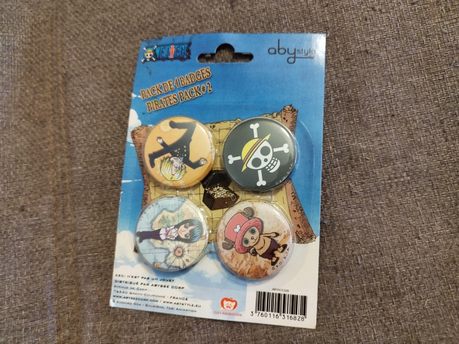 Pack de 4 Badges numéro 2 one piece