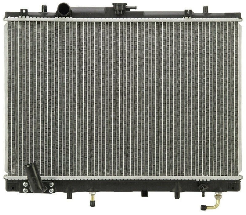 Radiador 2278 compatible con MITSUBISHI MONTERO SPORT 2002 3,0 L V6 3,5 L V6 Foto 2 de 4