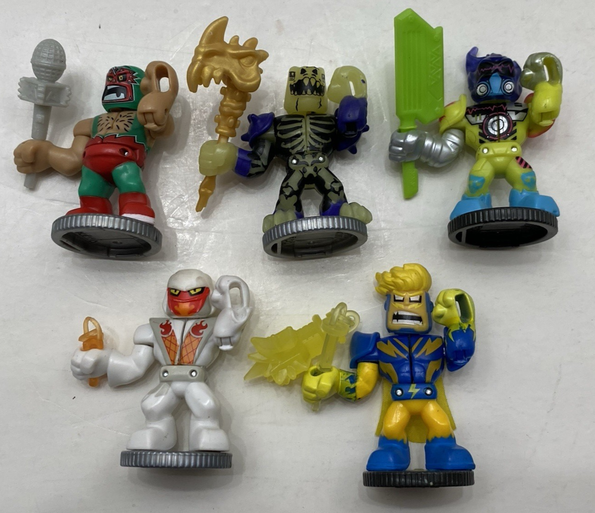 AKEDO ~ ULTIMATE ARCADE WARRIORS PARTS LOT ~ 10 ACTION