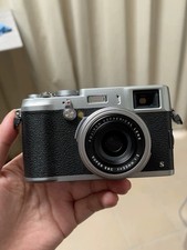 Fujifilm FinePix X Series X100 12.3MP Digital Camera 4x Optical Zoom English