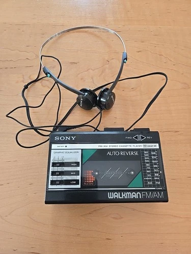 Vintage Sony Walkman WM-F18
