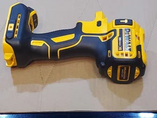 DeWALT  20V XR DCD796  Hammer Drill-Driver  ClamShell, Handle Housing  N415400