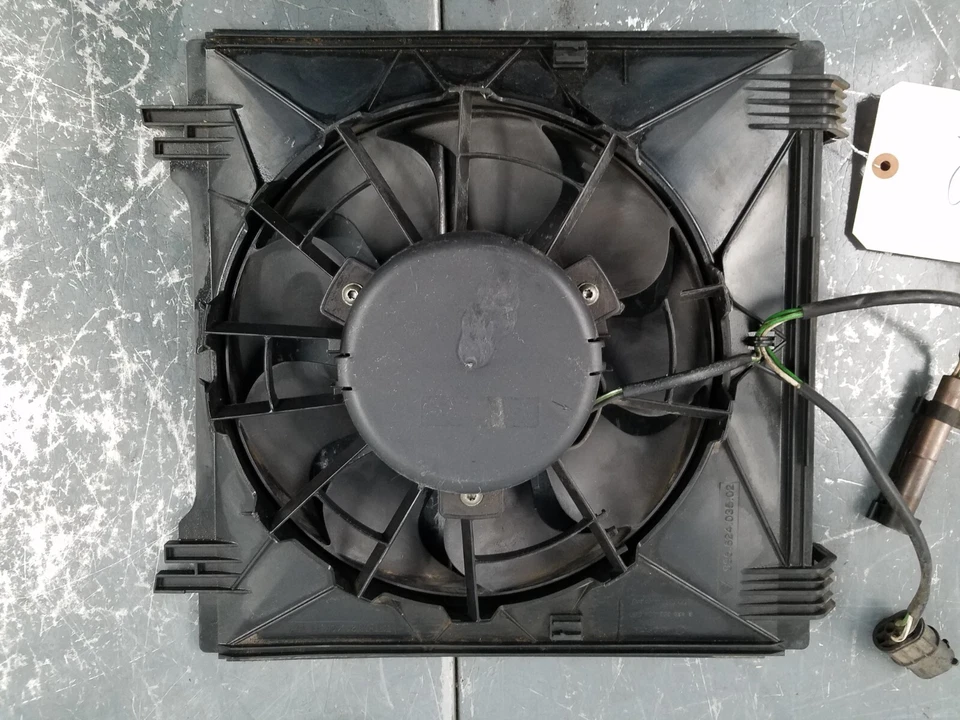 Ventilador de radiador 2002 Porsche 911 996 #81429 E5 - Imagem 2 de 4