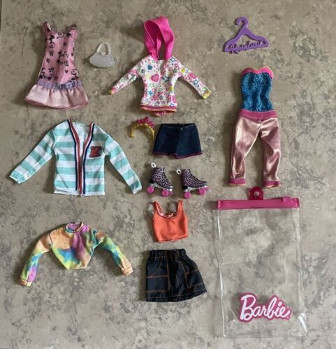 Barbie Doll Clothes and Accessories Mixed Lot 13  Pieces 11.5" Doll Outfits - Zdjęcie 1 z 8