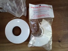 S.R.Smith Snap Tite Escutcheon Two Piece Snap Together White with 1 piece Saftro