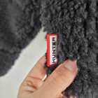 Foto 9 di 13