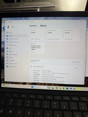 Microsoft Surface Pro 7 1866 i7-1065G7 16GB RAM 256GB SSD Win 11