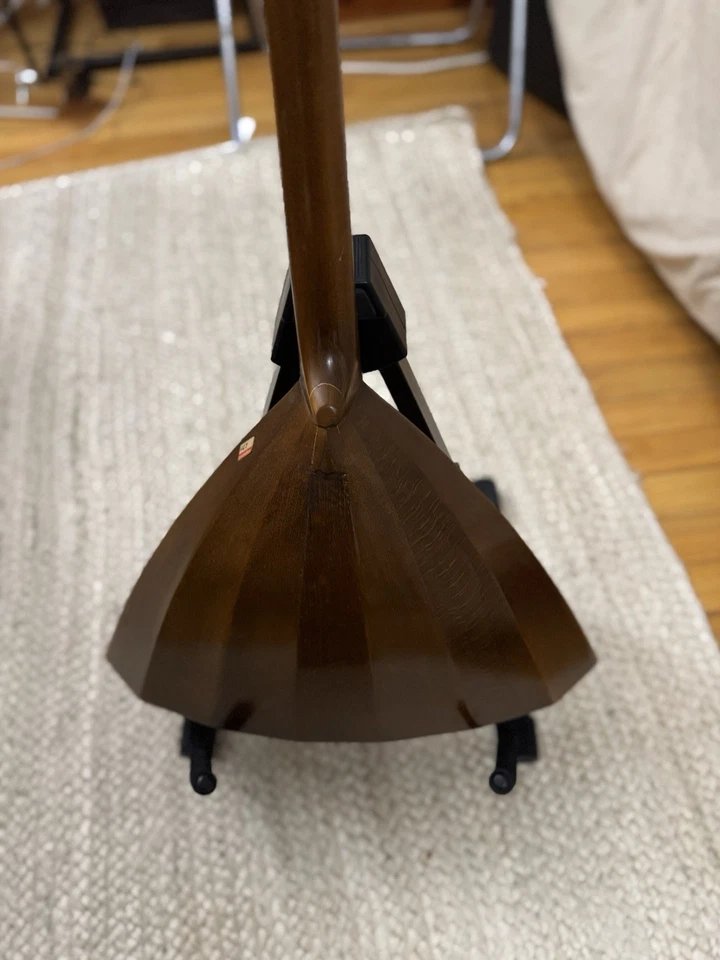 Instrumento musical de tres cuerdas Balalaika ruso de colección era soviética hecho en la URSS Foto 4 de 4