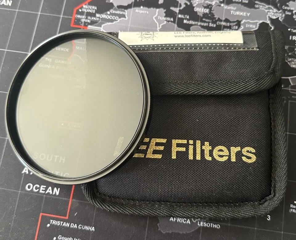 Lee Filter 100 system Polarizer PL-L- 105mm, excellent condition - Image 2 of 3