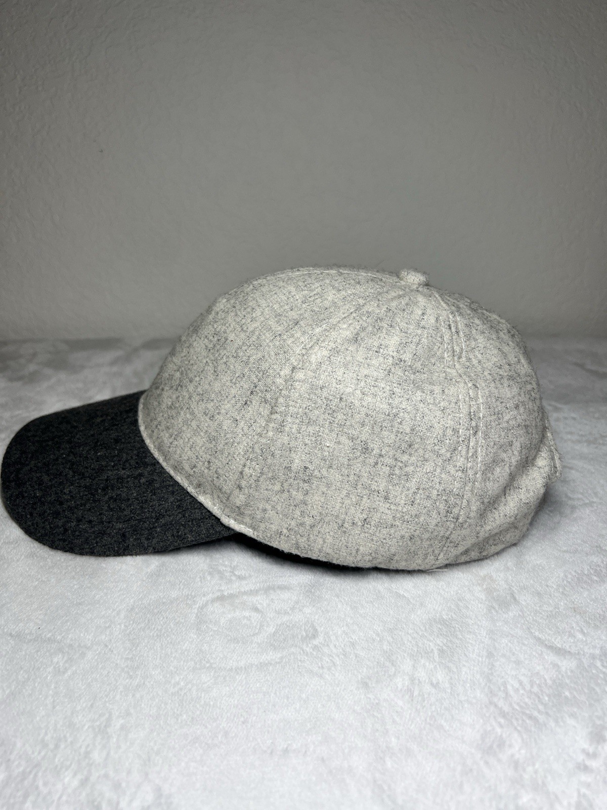 August Wool Hat Adjustable Two Color - image 4