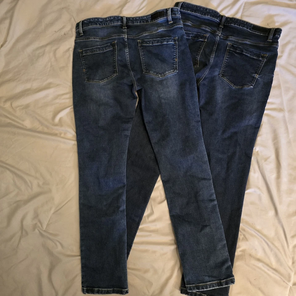 Kenneth Cole Men’s Straight Fit Stretch Denim Jean Lot 34×32 NWOT - Image 3 of 4