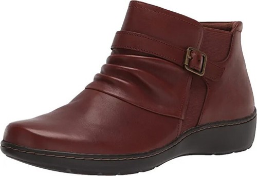 Clarks Women's Cora Rouched Ankle Boot Dark Brown Leather NWT in Box - Picture 3 of 7