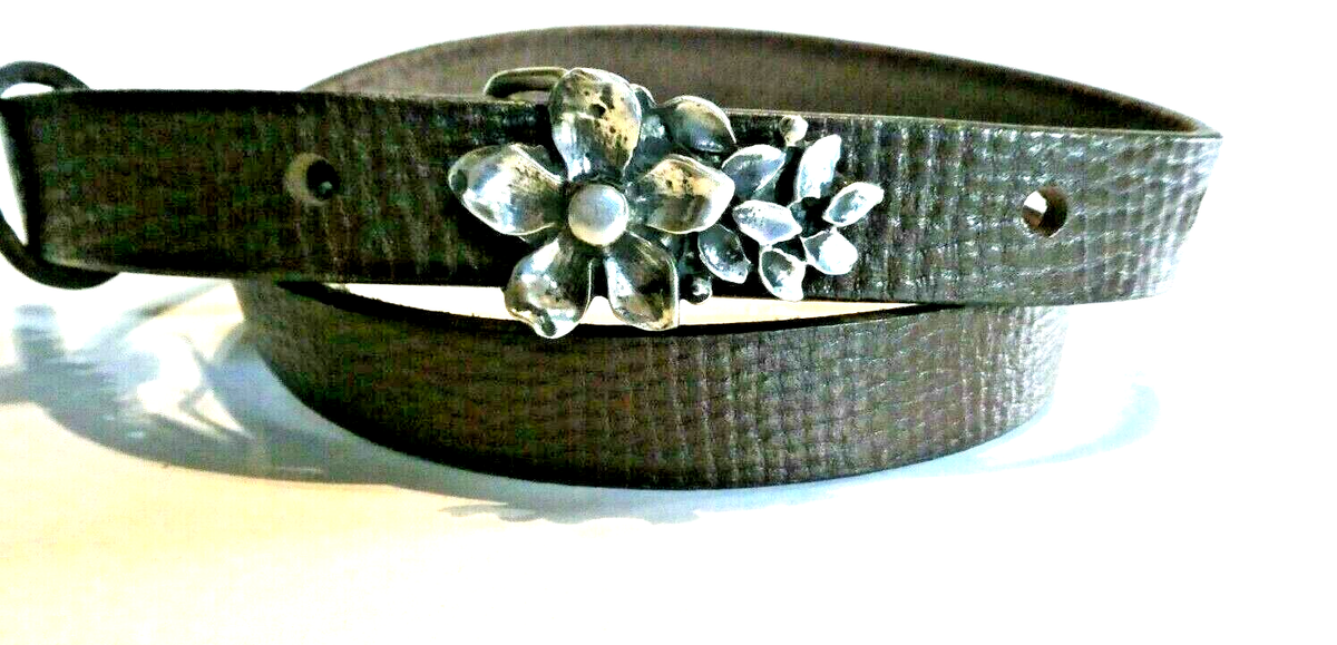 NEW The Territory Ahead BROWN Leather Skinny Ladies Belt MED  display picture 3