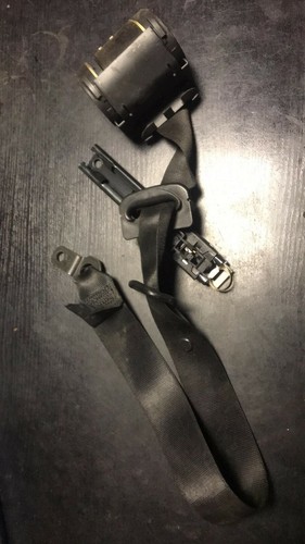 BMW 3 (E46) Sicherheitsgurt vorne links 8207955