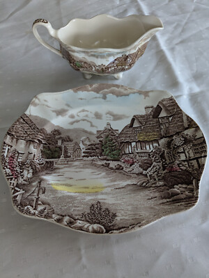 Johnson Bros Olde English Countryside Sauciere + Servierplatte