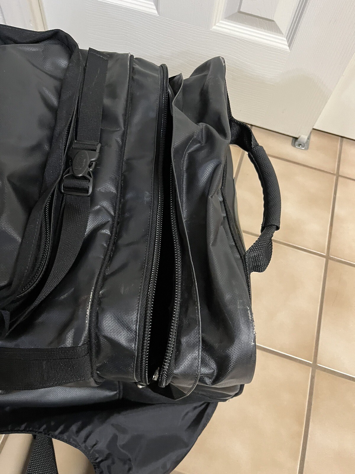 North Face Rolling Thunder Duffel Bag Extra Large 32" Heavy Duty Wheel