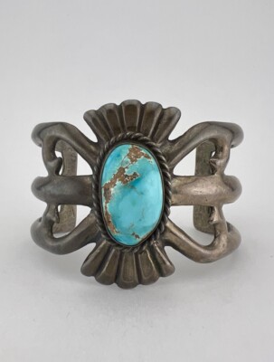 Vtg Navajo Sandcast Sterling Silver High Grade Fox Turquoise Cuff Bracelet 66.3g