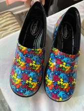 easy works by easy street clogs Floral & butterfly  Pattern