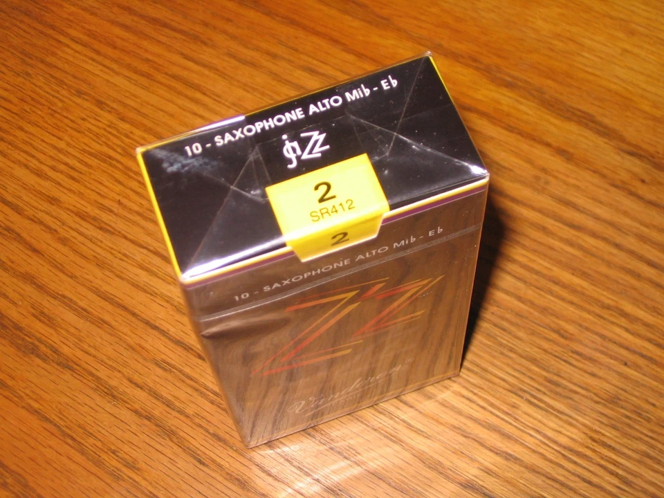 VANDOREN ALTO SAXOPHONE REEDS #2 - Image 2 of 2