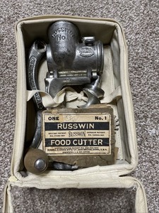 Russwin No. 1 Food Cutter In Cloth And Plastic Zipper Case