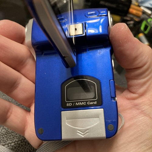 DXG-563V CAMCORDER/Camera BLUE HTF 5.1MP, 4x Digital… Manual, Cords, Cd TESTED!! - Picture 11 of 17