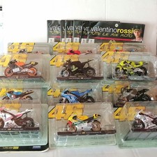 TUTTE LE MIE MOTO VALENTINO ROSSI CON FASCICOLO FABBRI 1/18 MENU' A TENDINA