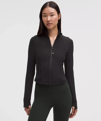 Lululemon Define Jacket Cropped Nuluサイズ4 Brand New Lululemon Define Cropped Jacket *Nulu ™ Size 4 Small