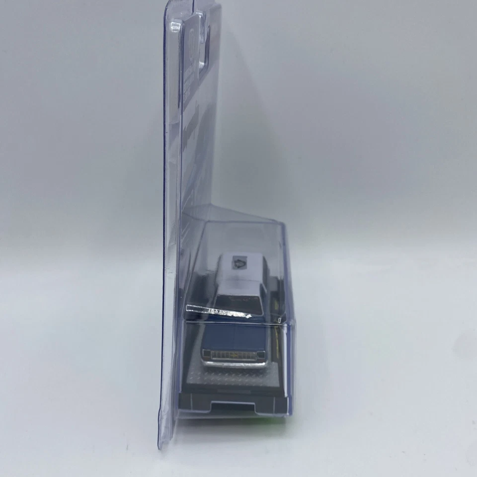 M2 Machines 1973 Chevrolet Cheyenne 10 Pickup MIJO Exclusive MJS37 21-104 MIP - Image 3 of 4