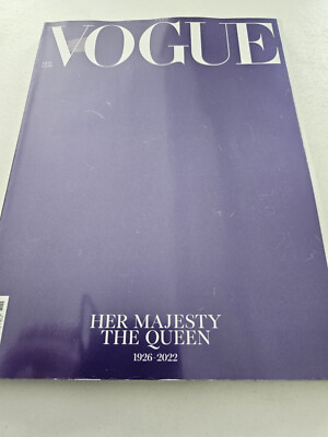 Magazine mode fashion VOGUE UK november 2022 Her Majesty The Queen