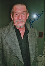 John Hurt Autogramm signed 20x30 cm Bild