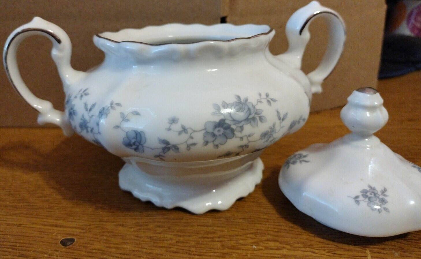 Blue Garland Covered Dish Johann Haviland