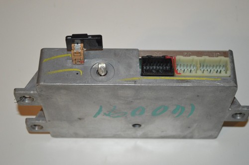2010-11 Chevy Equinox Oem Onstar Communication Control Module 20843294 Gmc - Picture 2 of 2